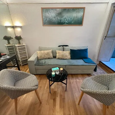 Confort, Halles Et à Pied Centre