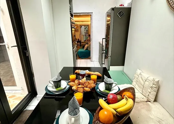 Confort, Halles Et A Pied Centre Appartement