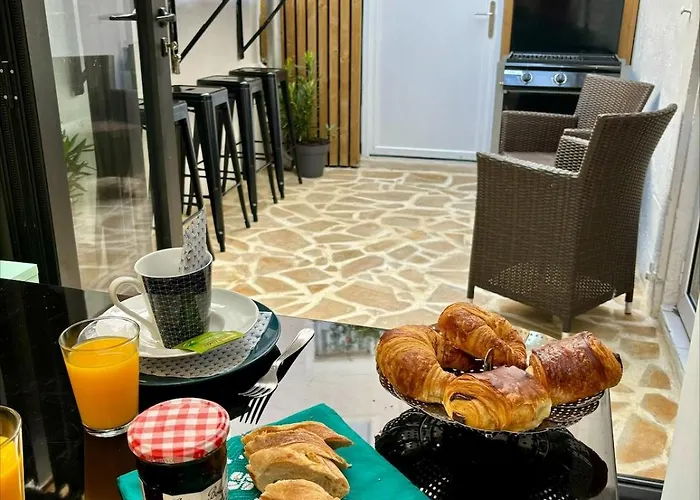 公寓 Confort, Halles Et A Pied Centre